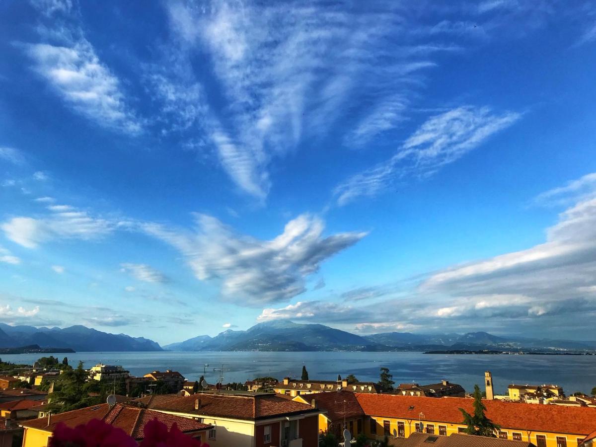 Casa Mariposa Apartment Desenzano del Garda Luaran gambar